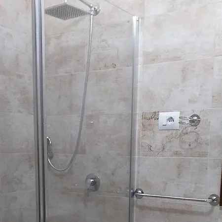 Il Vecchio Ginepro Couette-café 3*