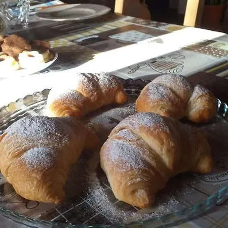 Il Vecchio Ginepro 3* קאפוטרה